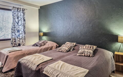 Kotokatti: Seng, Soveværelse, Sengetøj, Sengetøj, Indretning, Gulvbelægning, Etage, Sengetøj, Loft, Textile