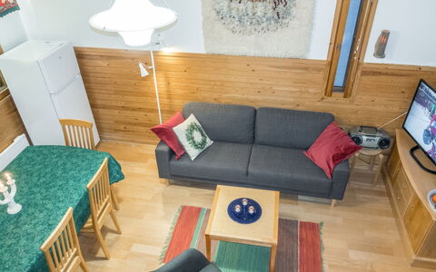 Rokua Vaulutupa: Svømmepøl, Bjergkæde, Eco Hotel, Udvej, Estate, Dal, Villa, Landscaping, Ferieby, Backyard