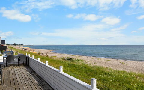 Folkhart - 10M from the Sea: Lejlighed, Ejerlejlighed, Estate, Altan, Villa, Hotel