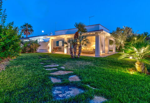 Villa Azzurra Monticelli: Hjem, Estate, Mansion, Udvej, Hacienda, Have, Landscaping, Villa, Eco Hotel