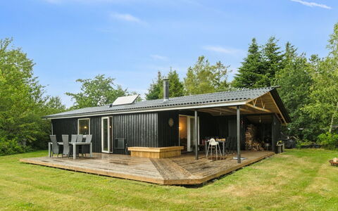 Bruno - 400M from the Sea: Græs, Græs-, Land Lot, Sommerhus, Landdistrikt, Eng, Garden Bygninger, Have, Skur