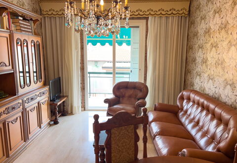 Casa Francy - Arma Di Taggia: Møbel, Indretning, Træ, Gulvbelægning, Etage, Værelse, Belysning, Vinduet Dækker, Vindue Behandling, Stue