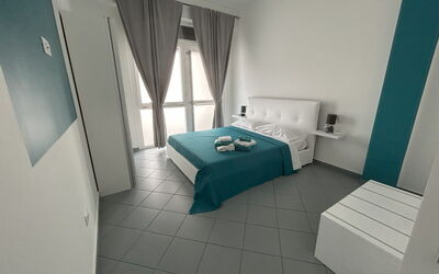 Appartamento Briseide: Møbel, Etage, Gulvbelægning, Indretning, Værelse, Soveværelse, Seng, Lejlighed, Stol, Sengetøj
