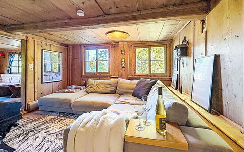 Winterberg: Træ, Møbel, Indretning, Hjem, Værelse, Etage, Stue, Couch, Loft, Sommerhus