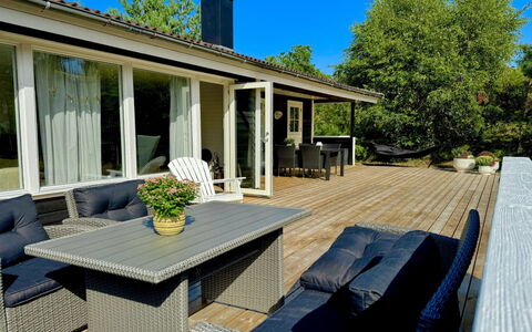 Marja - 350M from the Sea: Græs, Græs-, Land Lot, Sommerhus, Landdistrikt, Eng, Garden Bygninger, Have, Skur