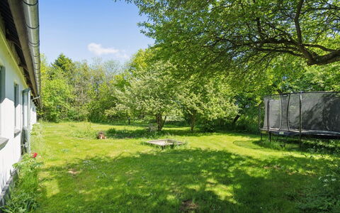 Aarni - 6.5Km from the Sea: Indretning, Loft, Lejlighed, Gulvbelægning, Møbel, Etage, Værelse, Belysning, Hjem, Couch