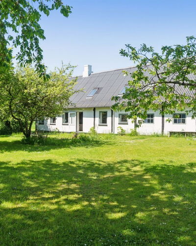 Aarni - 6.5Km from the Sea