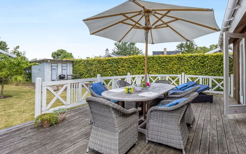 Elviira - 200M from the Sea: Hjem, Sommerhus, Veranda, Sidespor, Stuehus, Udendørs Struktur
