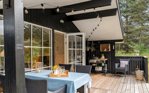 Nahuel - 1Km from the Sea: Blå, Busk, Sommerhus, Bunddække, Have, Estate, Skygge, Landscaping, Stuehus, Eco Hotel