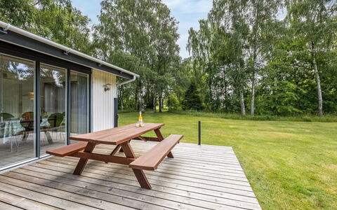 Annetta - 800M from the Sea: Træ, Møbel, Lejlighed, Værelse, Loft, Bejdse, Stol, Hårdttræ, Klarlak, Tømmer