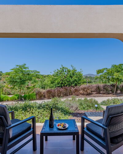 Suites Sunny Hill 202.5