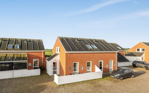 Steffan - 2.3Km from the Sea: Sommerhus, Backyard, Gård, Garden Bygninger, Skur, Sidespor, Udendørs Møbler, Bjælkehytte, Udendørs Struktur, Hytte