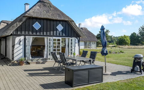 Ronja - 1.3Km from the Sea: Tag, Sommerhus, Hjem, Tækning, Estate, Stuehus, Sidespor, Villa, Hytte