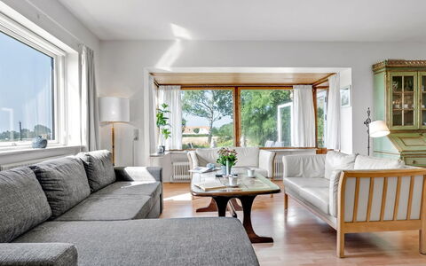 Makrina - 300M from the Sea: Sommerhus, Backyard, Gård, Garden Bygninger, Skur, Sidespor, Udendørs Møbler, Bjælkehytte, Udendørs Struktur, Hytte