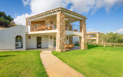 Villa Fico D'india 1: Arkitektur, Estate, Stuehus, Hacienda, Have, Villa, Mansion, Landscaping, Lawn, Skygge