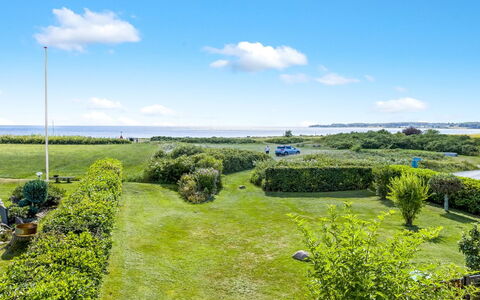 Murtuz - 50M from the Sea: Sommerhus, Backyard, Gård, Garden Bygninger, Skur, Sidespor, Udendørs Møbler, Bjælkehytte, Udendørs Struktur, Hytte
