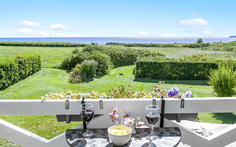 Murtuz - 50M from the Sea: Sommerhus, Backyard, Gård, Garden Bygninger, Skur, Sidespor, Udendørs Møbler, Bjælkehytte, Udendørs Struktur, Hytte