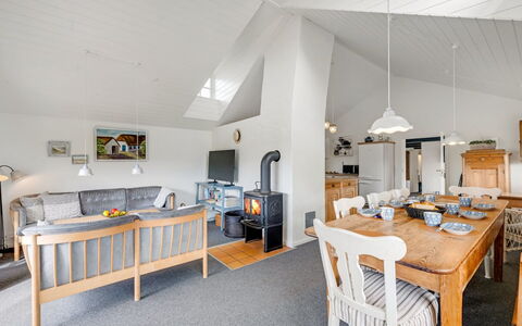 Reinhard - from the Sea: Loft, Træ, Møbel, Indretning, Hjem, Værelse, Etage, Sommerhus, Stue, Dør
