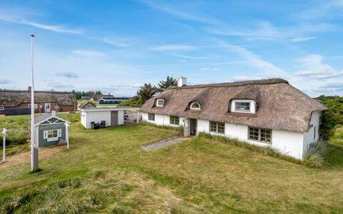 Reinhard - from the Sea: Hus, Hjem, Tag, Sommerhus, Land Lot, Estate, Stuehus, Landsby, Farm