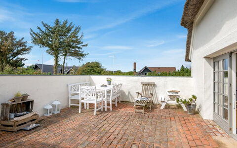 Reinhard - from the Sea: Sommerhus, Backyard, Gård, Garden Bygninger, Skur, Sidespor, Udendørs Møbler, Bjælkehytte, Udendørs Struktur, Hytte