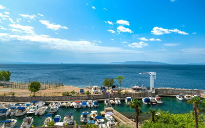 Elisabeth Seaview
