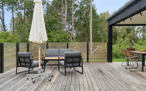 Aggi - 850M from the Sea: Sommerhus, Backyard, Gård, Garden Bygninger, Skur, Sidespor, Udendørs Møbler, Bjælkehytte, Udendørs Struktur, Hytte