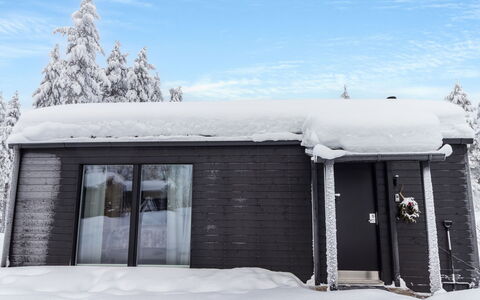 Visit Pyhä Cabins H: Sne, Vinter, Hus, Hjem, Sommerhus, Tag, Fryser, Hældning, Sidespor, Kvist