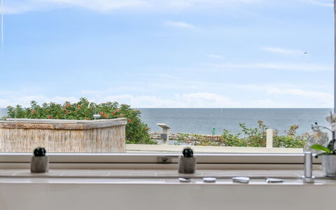 Dzavid - 50M from the Sea: Lejlighed, Ejerlejlighed, Estate, Altan, Villa, Hotel