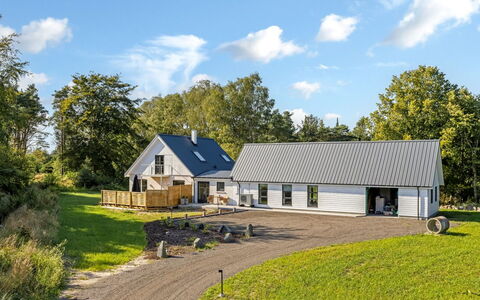 Wolter - 1.7Km from the Sea: Græs, Træ, Tag, Hjem, Hus, Sommerhus, Almindeligt, Land Lot, Landdistrikt, Lawn