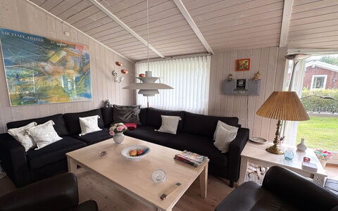 Rikhard - 175M to the Fjord: Blå, Svømmepøl, Møbel, Udendørs Møbler, Udvej, Stol, Skygge, Eco Hotel, Blomsterkrukke