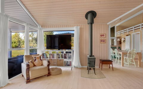 Arisa - 300M from the Sea: Lejlighed, Ejerlejlighed, Estate, Altan, Villa, Hotel