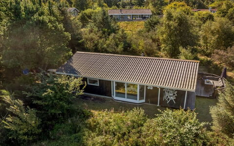 Marisol - 250M to the Fjord: Tag, Hus, Hjem, Sommerhus, Dør, Sidespor, Dæk, Veranda, Planke, Hårdttræ
