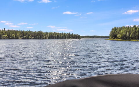 Villa Usva: Himmel, Blå, Vandressourcer, Vand, Krop Af Vand, Vandvej, Naturligt Miljø, Natur, Vandløb, Sommer