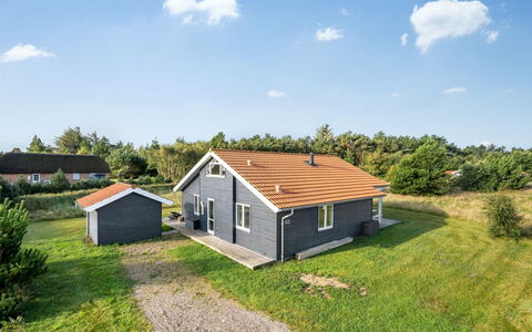 Kanerva - from the Sea: Blå, Sommerhus, Hus, Hjem, Stuehus, Estate, Sidespor