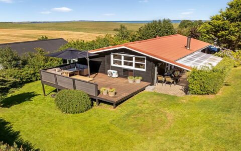 Berner - 500M to the Fjord: Sommerhus, Backyard, Gård, Garden Bygninger, Skur, Sidespor, Udendørs Møbler, Bjælkehytte, Udendørs Struktur, Hytte
