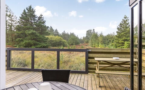 Tole - 2Km from the Sea: Træ, Hårdttræ, Dæk, Bejdse, Trægulve, Veranda, Planke, Altan, Gelænder, Skygge