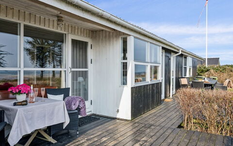 Wrage - from the Sea: Sommerhus, Backyard, Gård, Garden Bygninger, Skur, Sidespor, Udendørs Møbler, Bjælkehytte, Udendørs Struktur, Hytte