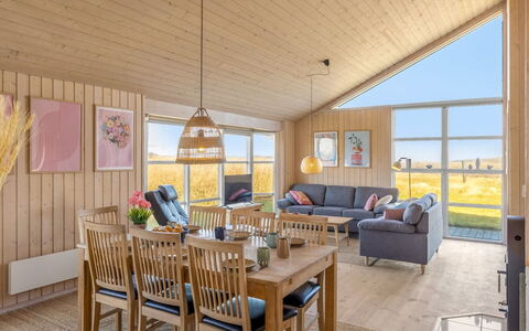 Aiana - 300M from the Sea: Hus, Tag, Hjem, Sommerhus, Busk, Bunddække, Estate, Stuehus, Sidespor, Garden Bygninger