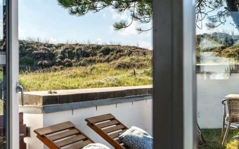 Enwald - 700M from the Sea: Møbel, Udendørs Møbler, Stol, Altan, Skygge, Eco Hotel, Hårdttræ, Udendørs Bord, Dagslys, Villa