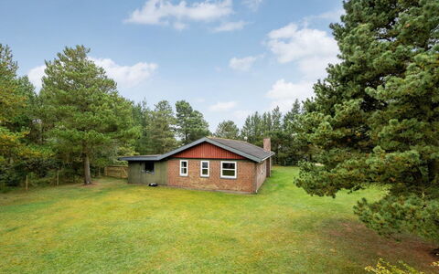 Åsemarie - 500M to the Fjord: Tag, Hus, Hjem, Sommerhus, Dør, Sidespor, Dæk, Veranda, Planke, Hårdttræ