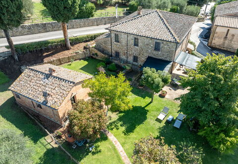 Maria Gabriella Home & Cottage: Bygning, Boligområde, Hus, Hjem, Arkitektur, Estate, Land Lot, Tag, Landdistrikt