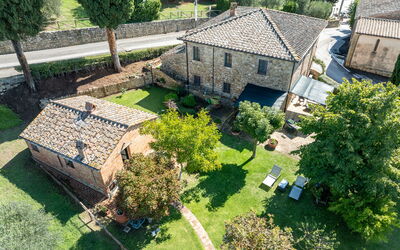 Maria Gabriella Home & Cottage: Bygning, Boligområde, Hus, Hjem, Arkitektur, Estate, Land Lot, Tag, Landdistrikt