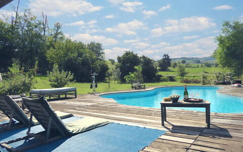 Villa Poggio Zucchino, Pool, Wellness, Piacenza: Svømmepøl, Møbel, Udendørs Møbler, Stol, Udvej, Liggestol, Skygge, Fritid, Udendørs Bord, Backyard