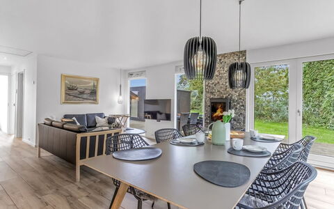 Litle - 30M from the Sea: Blå, Sommerhus, Hus, Hjem, Stuehus, Estate, Sidespor