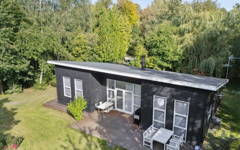 Erikke - 575M from the Sea: Træ, Møbel, Lejlighed, Værelse, Loft, Bejdse, Stol, Hårdttræ, Klarlak, Tømmer