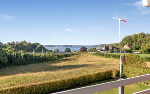 Senni - 800M from the Sea: Græs, Græs-, Land Lot, Sommerhus, Landdistrikt, Eng, Garden Bygninger, Have, Skur