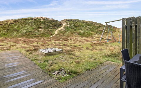 Asel - 1Km from the Sea: Sommerhus, Backyard, Gård, Garden Bygninger, Skur, Sidespor, Udendørs Møbler, Bjælkehytte, Udendørs Struktur, Hytte