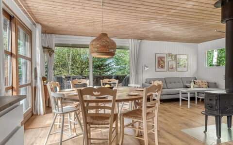 Ingamaj - 4Km from the Sea: Sommerhus, Backyard, Gård, Garden Bygninger, Skur, Sidespor, Udendørs Møbler, Bjælkehytte, Udendørs Struktur, Hytte