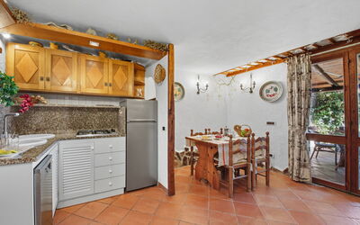 Ortensia 691.2: Indretning, Møbel, Træ, Gulvbelægning, Loft, Etage, Værelse, Køkken, Cabinetry, Countertop