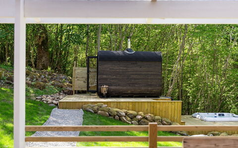 Leas Pärla: Træ, Have, Hårdttræ, Skygge, Backyard, Naturmateriale, Bejdse, Dæk, Landscaping, Udendørs Struktur